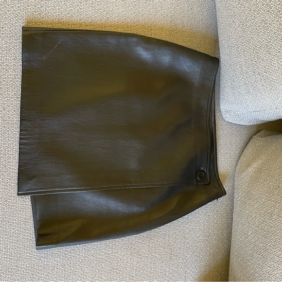 ARITZIA BABATON MADDEN SKIRT - Picture 2 of 4